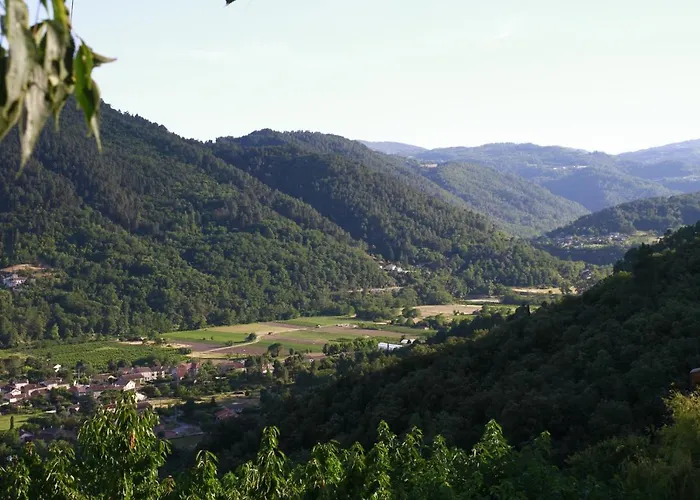 Le Nid Des Combes Feriehus *